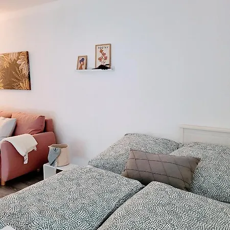 Idyllische Stadtrand-fewo *